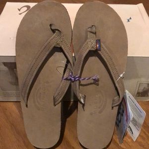 🆕 Rainbow Women’s Sandals Sz-6.5-7.5